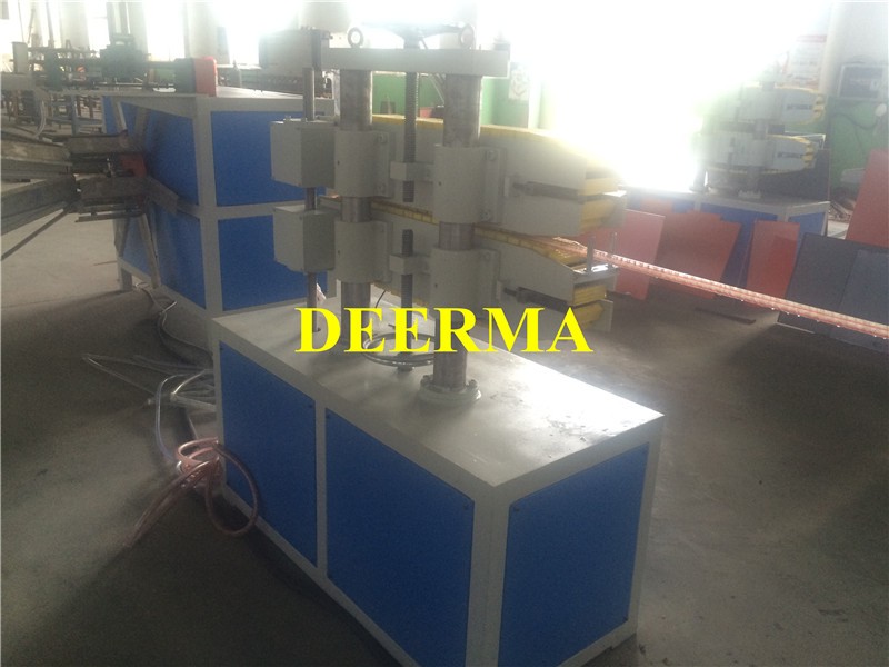 Local Demand and Voltage 380V 3P 50HZ PVC Fiber Reinforced Hose Extrusion Machine with High Productivity