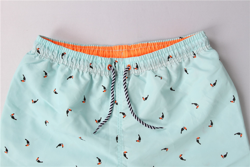 Contrast Color Waistband Hawaiian Print Swim Trunks With Mesh Brief
