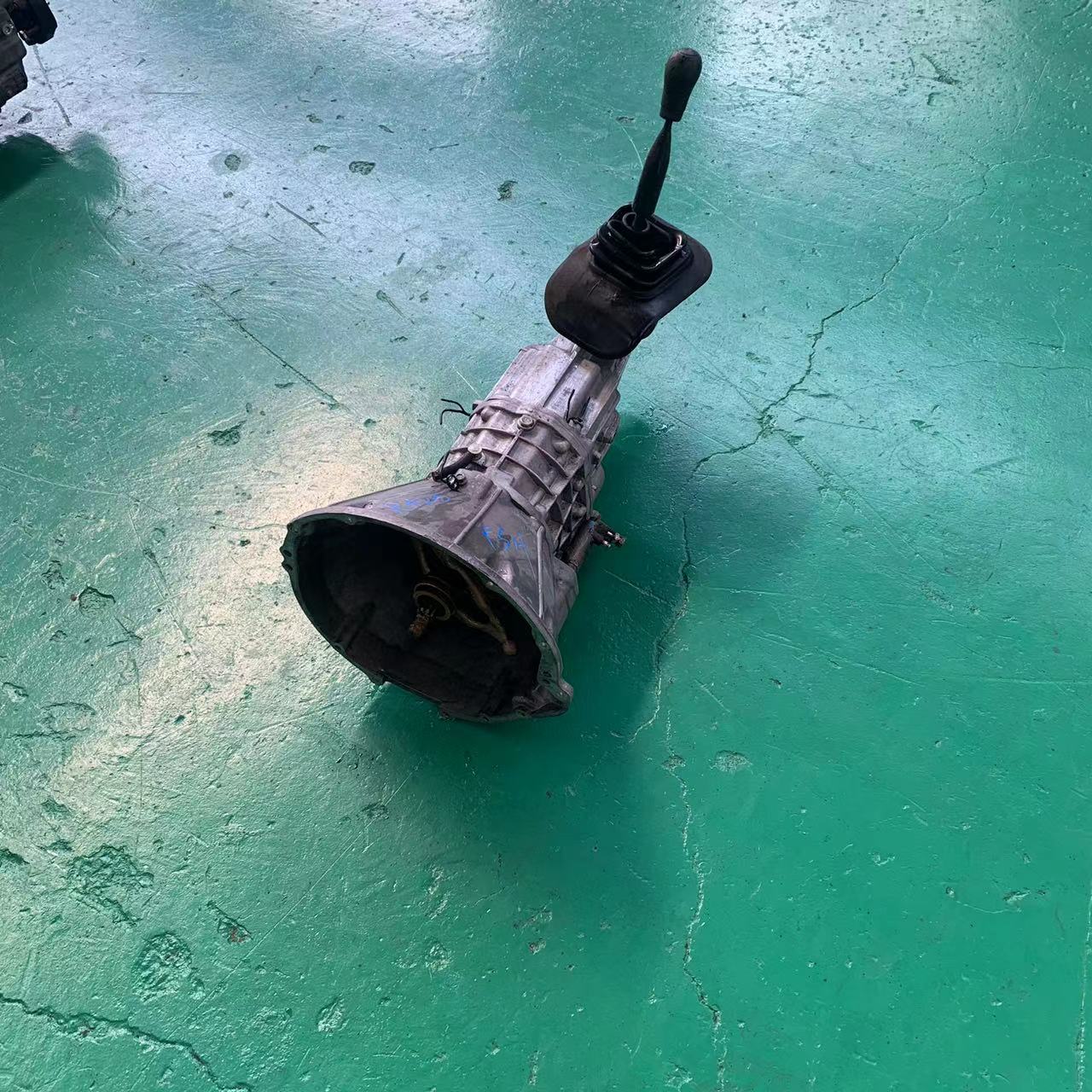 ISUZU R425 Used Gearbox With Automatic Transmission System