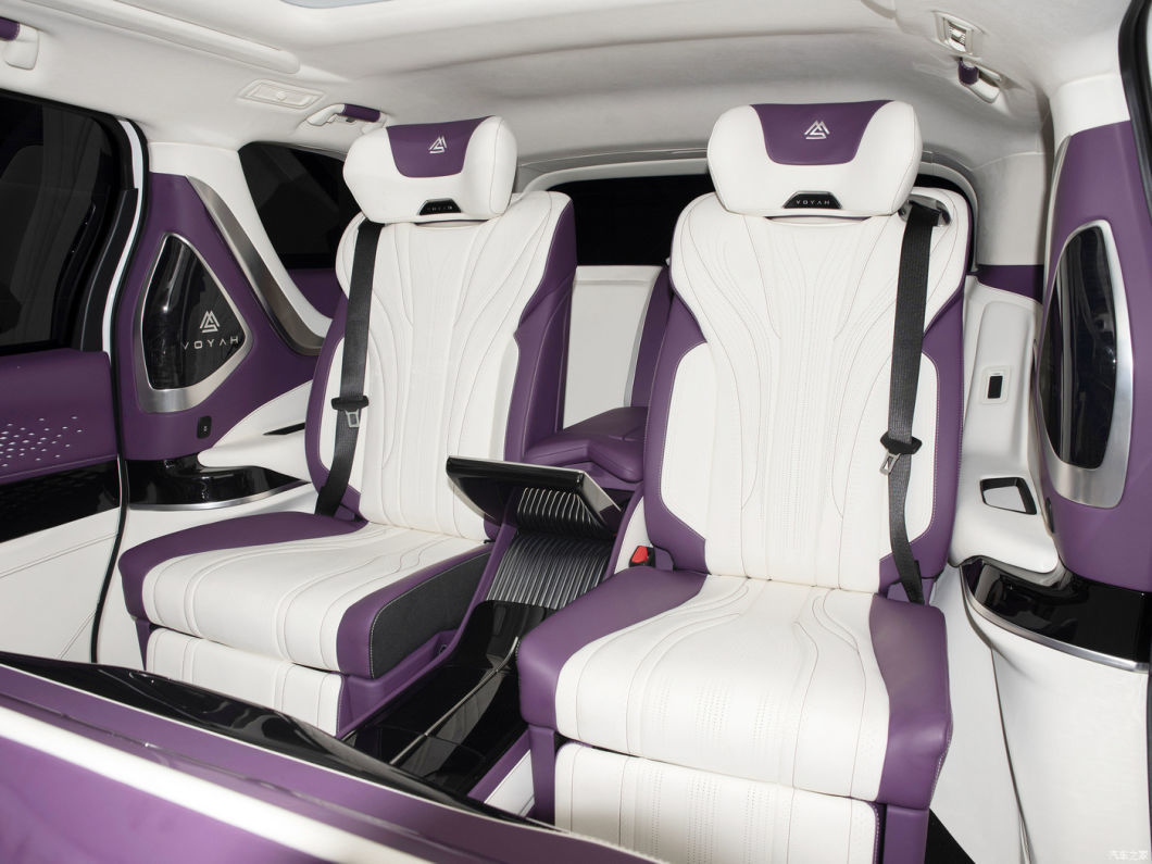 Rwd Driven Voyah Dream Hybrid 2024 Left Hand Drive 7 Seat Electric Car