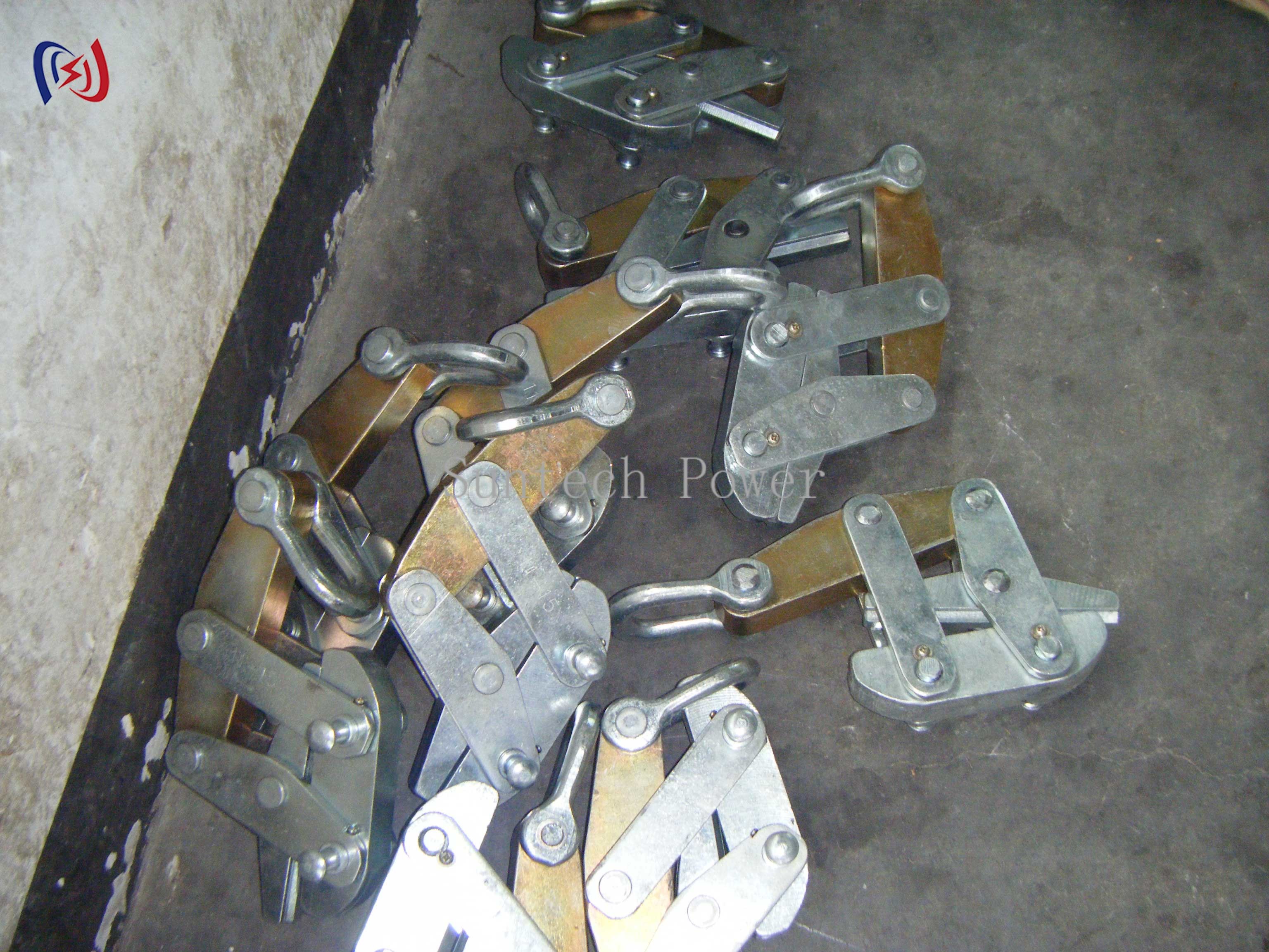 200KN Anti Twist Steel Rope Come Along ClampConductor Gripper Cable Pulling Clamp