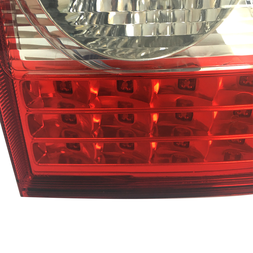 Customized Surface Car Injection Molding Plastic Parts For Auto Headlight Making