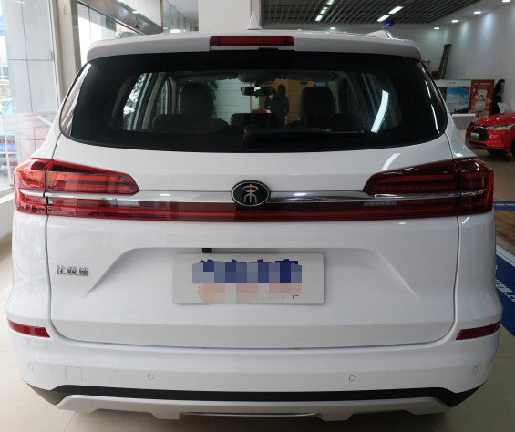 BYD Song 2021 Classic Edition 1.5T Manual Luxury Compact Suv 1.5T 160 Hp L4