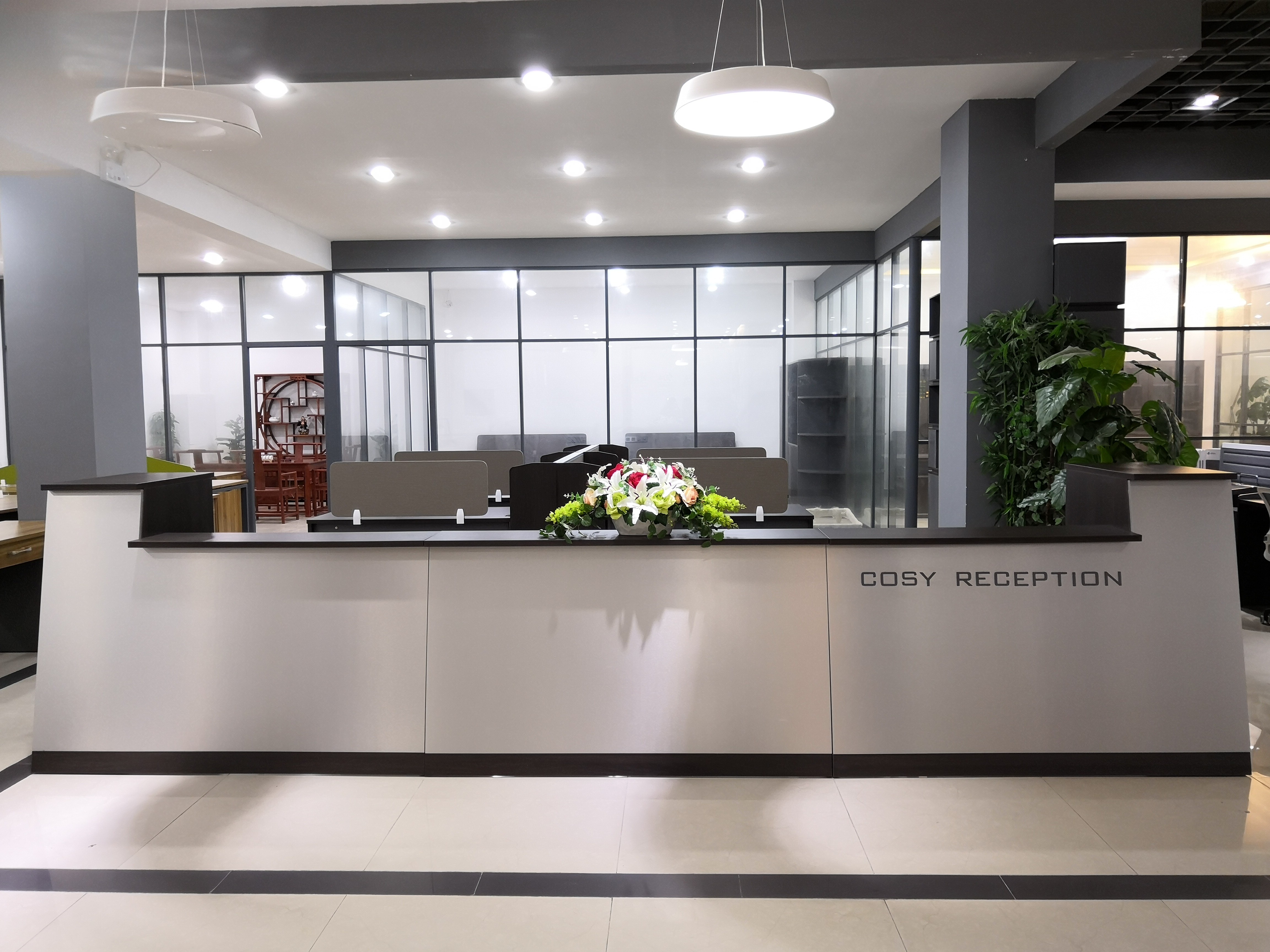 Cashier Service Reception Counter Desk Rectangular Shape Long Life Time