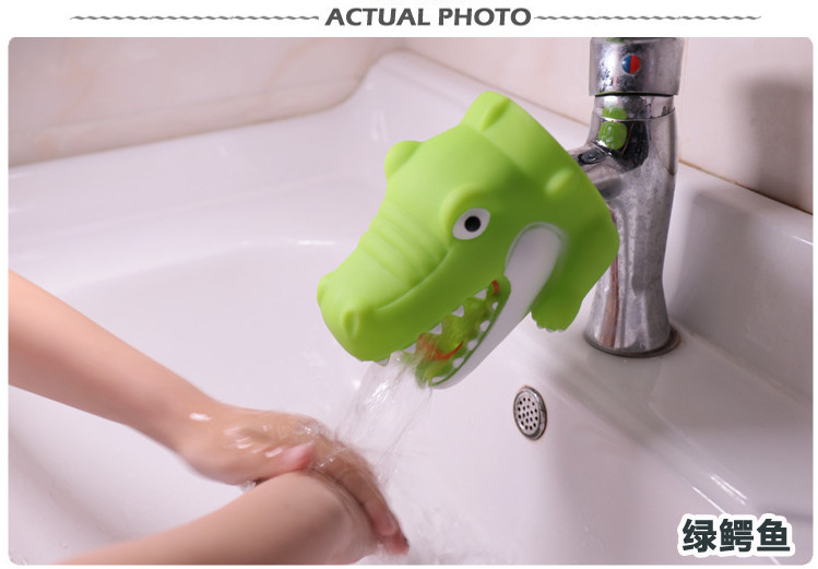 Soft Cute Crocodile Kids Faucet Extender Protector Cover For Bathtub Kitchen Tub Sink