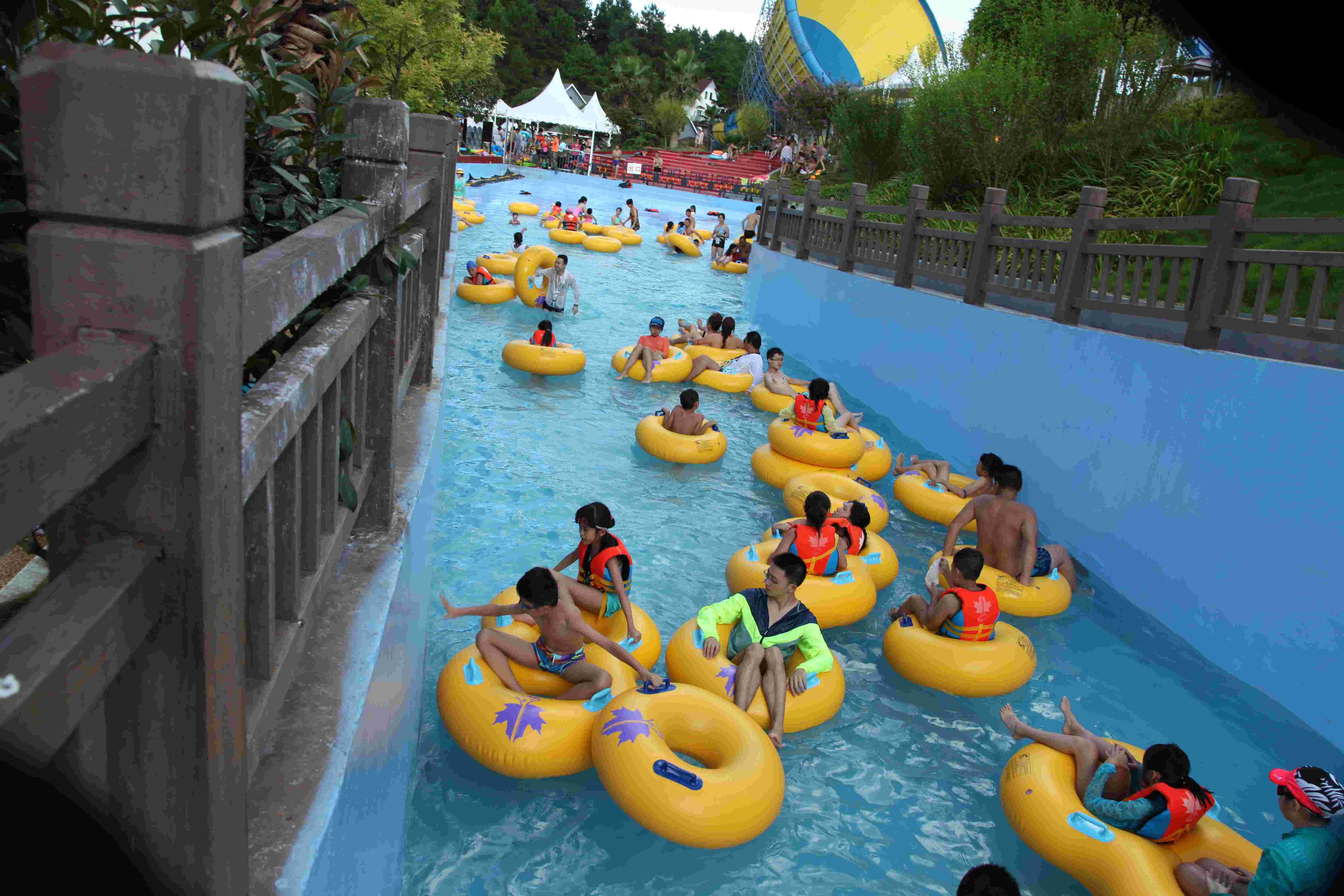 Aqua Theme Park Floating Equipment Lazy River Pools For Adult And Kids in Giant Water Park