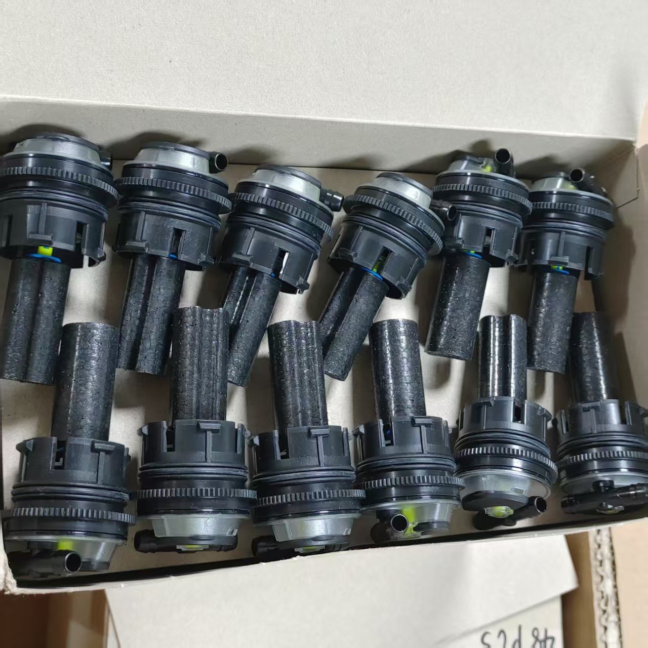 Froetek New Style Plastic Forklift Watering System Vent Plug Length 80mm with ISO Certifiction