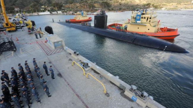 Water Filled Hydro Pneumatic Fenders Submarine 50kpa Floating Rubber Fenders