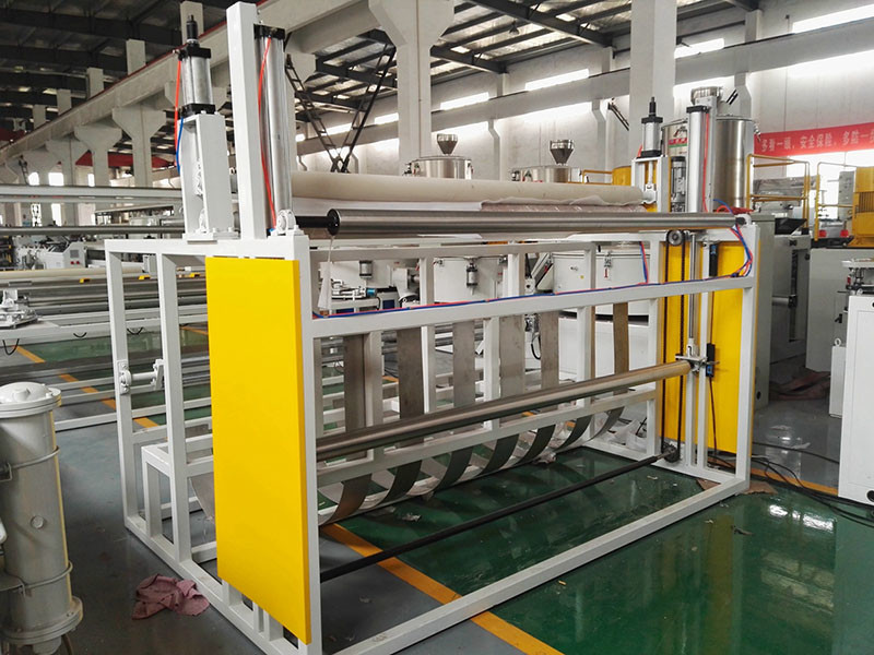 200 - 300Kg/H TPR TPE Carpet Backing Machine CE Yarn Carpet Making Machine ABB Inverter