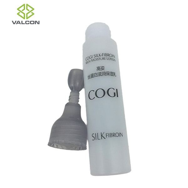Small Twist Off Plastic Lotion Containers 5 ML Cream Container PP Cap