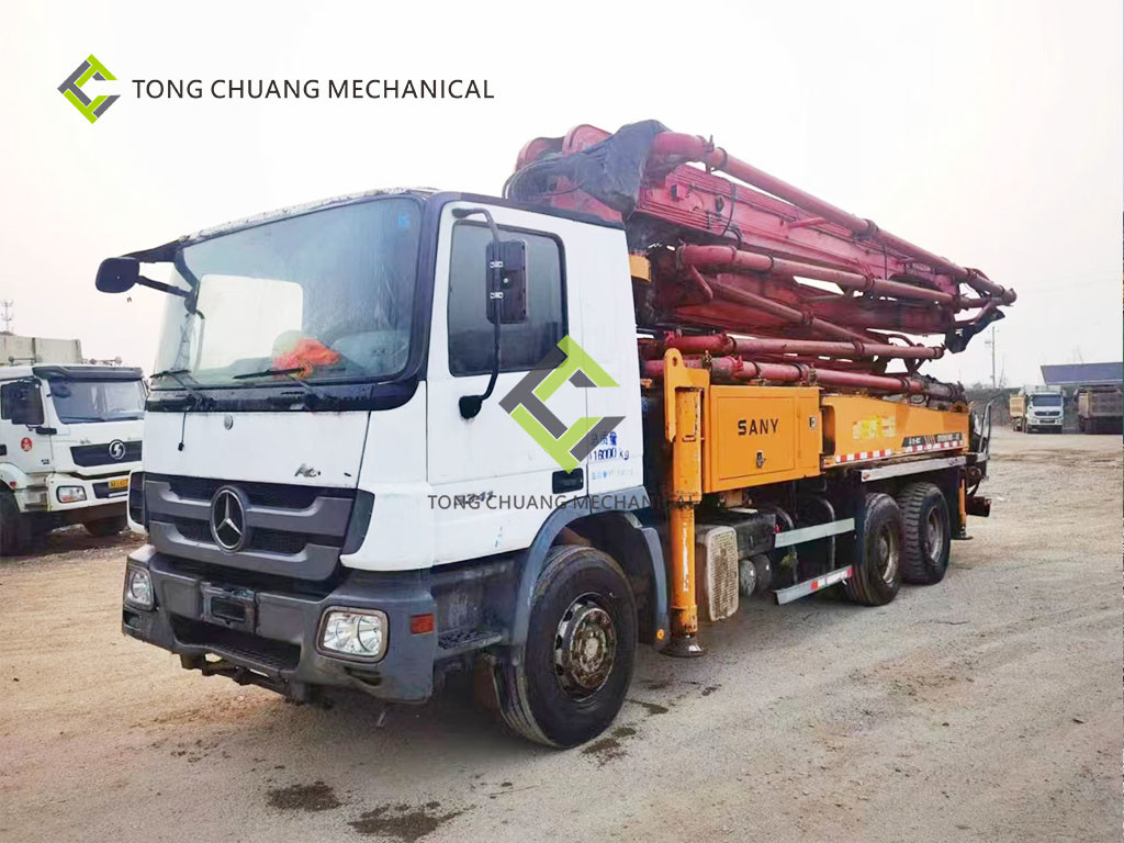 2014 Sany Heavy Industry 38 Meters Mercedes Benz Second Hand Concrete Pump Truck