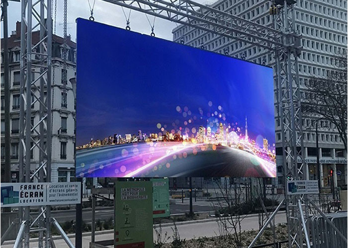 Lightweight P2.97 Outdoor Rental LED Screen For Quick Installation And Transportation