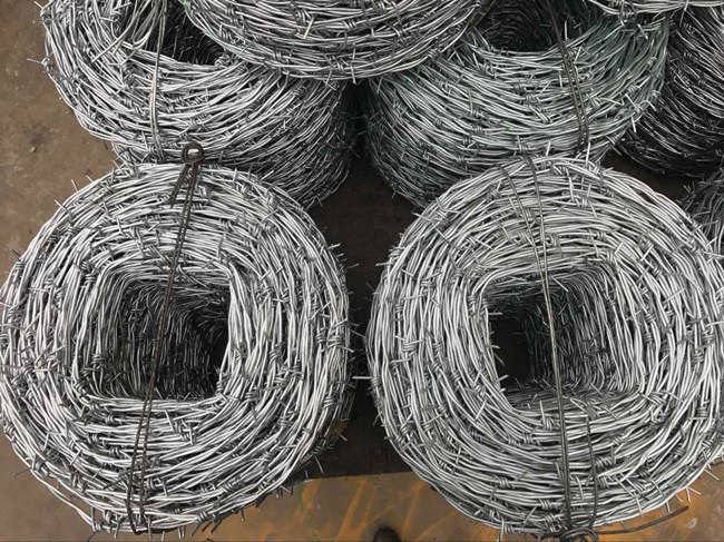 HBGB 6 Inch 2.6mm Galvanized Barbed Wire Reverse Twist