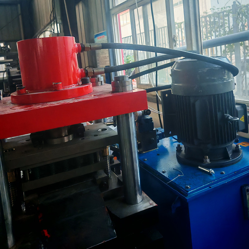 Full Automatic Cable Tray Punching Machine 380V 440V 220V Easy Operation