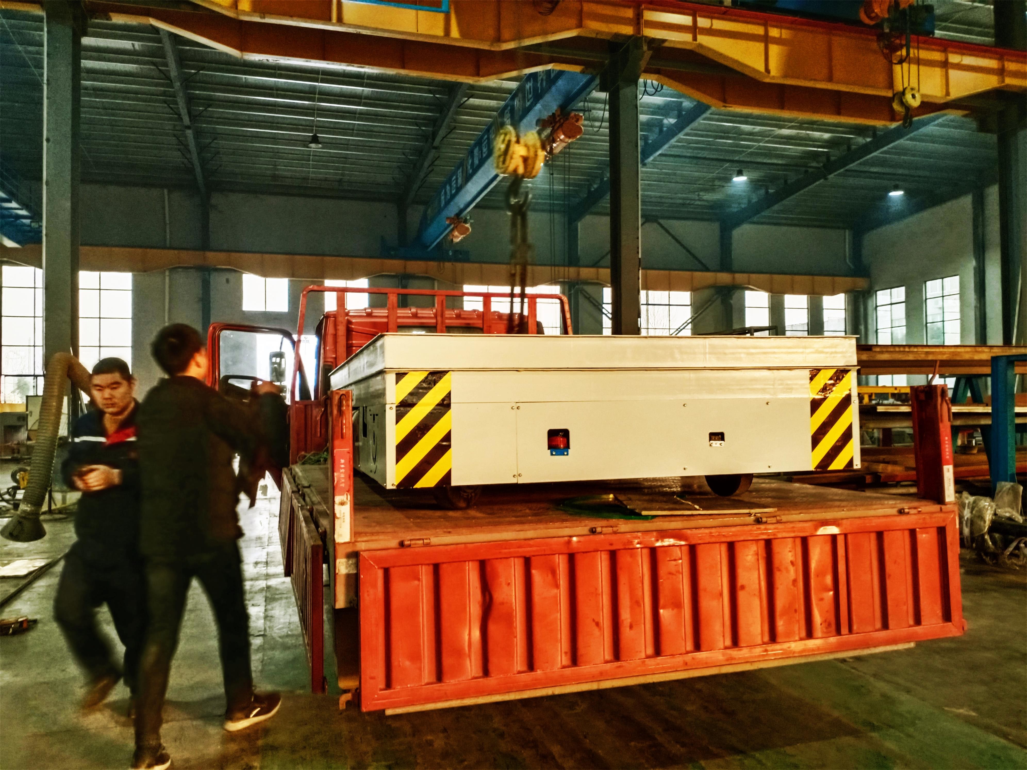 4 Rubber Wheels Automatic Busbar Powered Rail Transfer Cart 20m/Min
