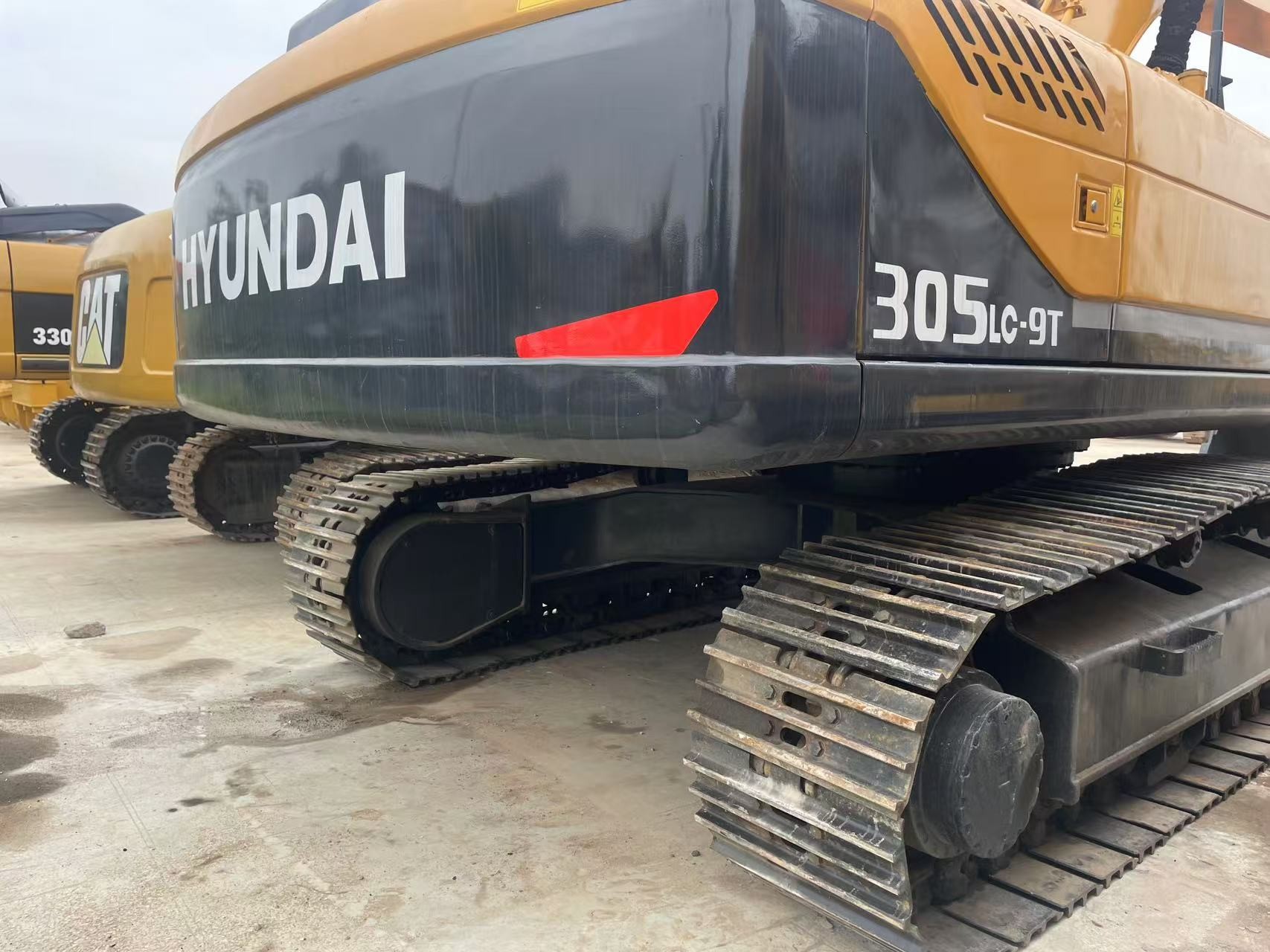 Korea Used Hyundai 305LC-9T Excavator Used Original Crawler High Performance