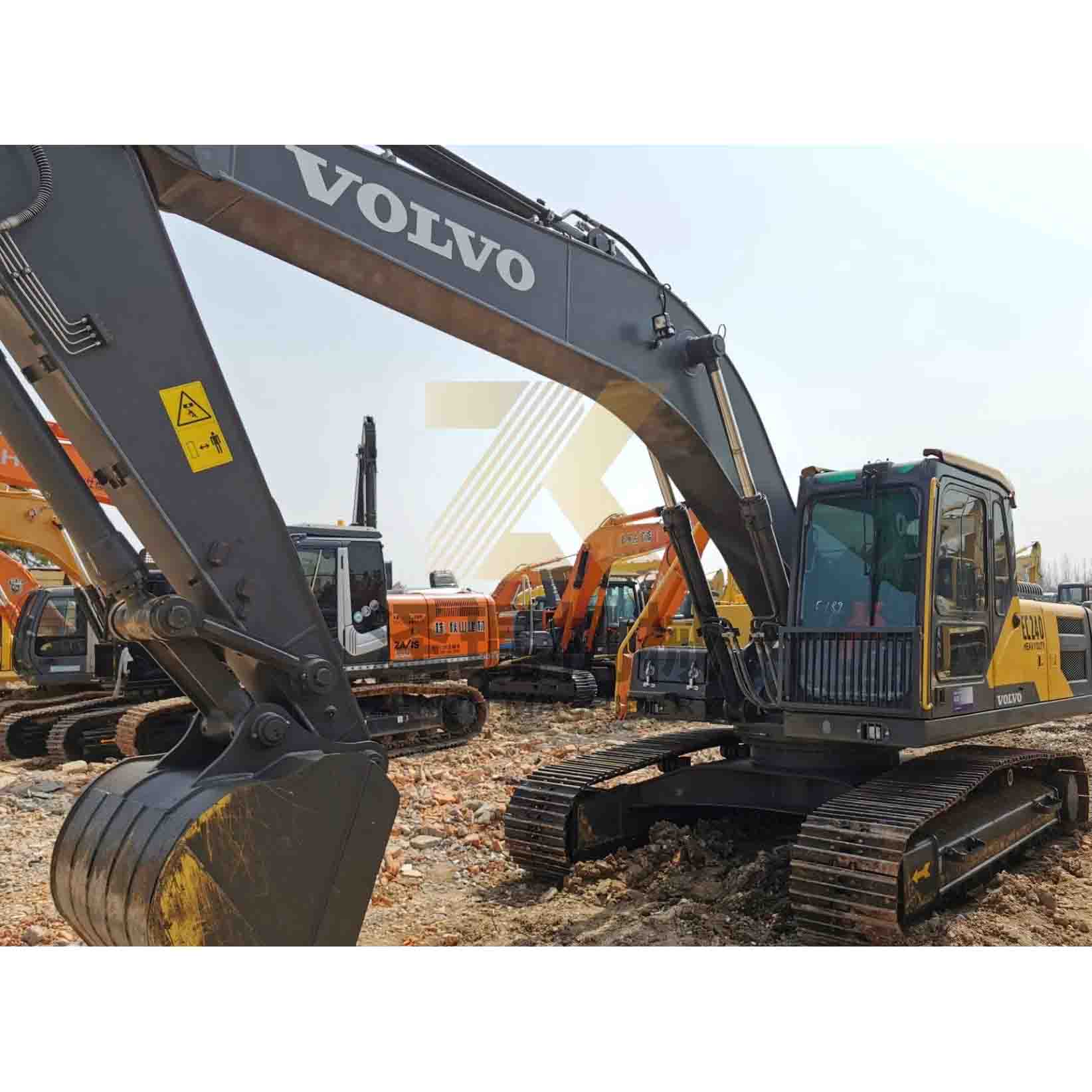 Volvo EC240 Used Bagger D7E Engine 25000 KG Weight for Construction Projects
