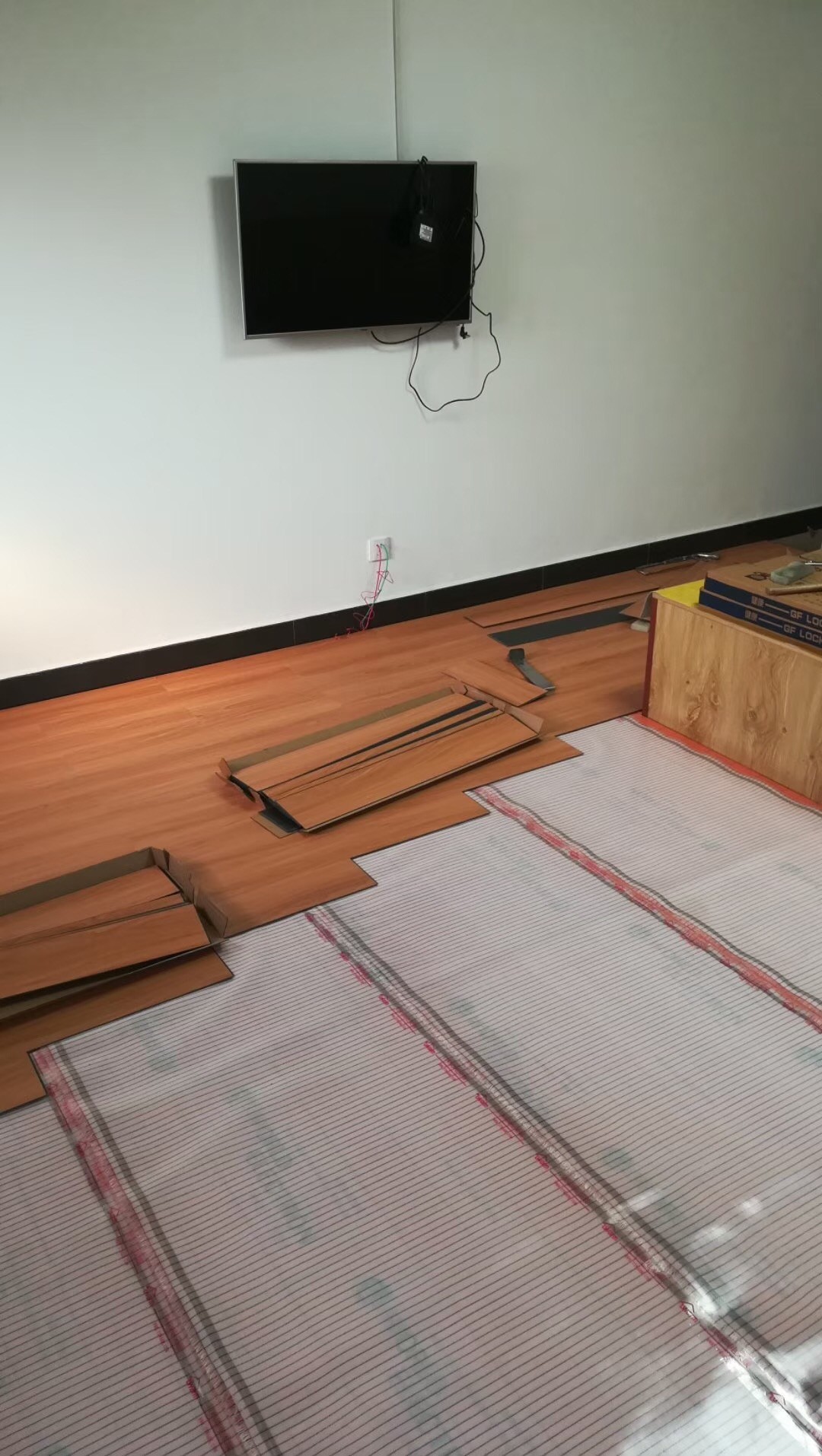 White Graphene Far Infrared Heating Film Gymnasium Use / Recreation Club Use