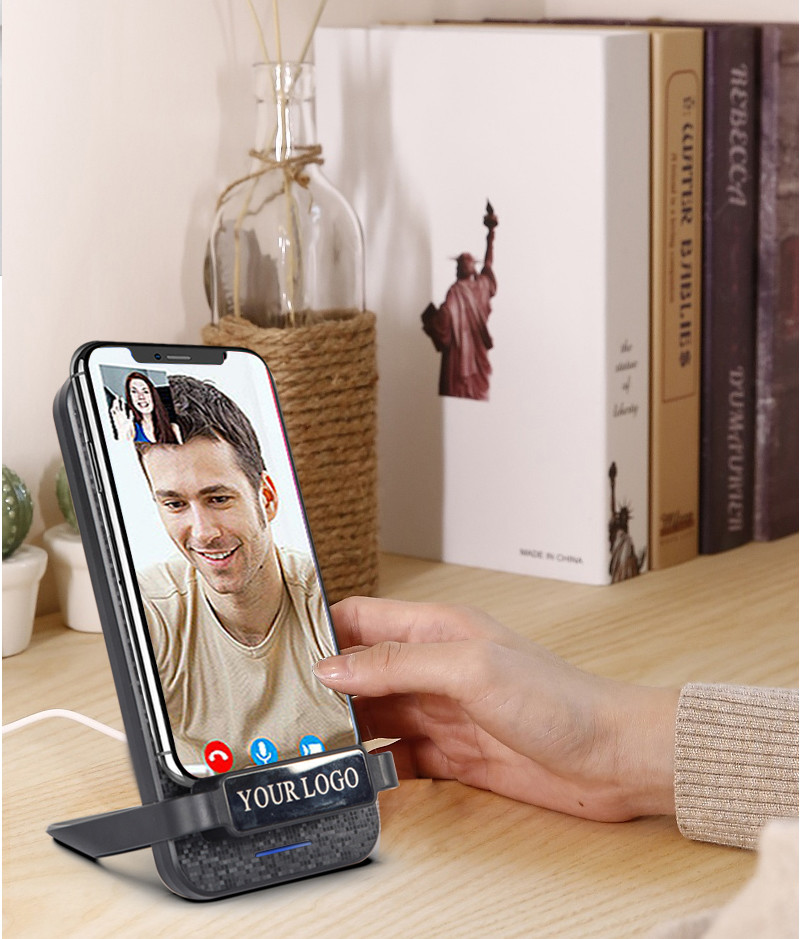 Multifunctional Qi 10w Fast Wireless Charging Stand PC ABS Material