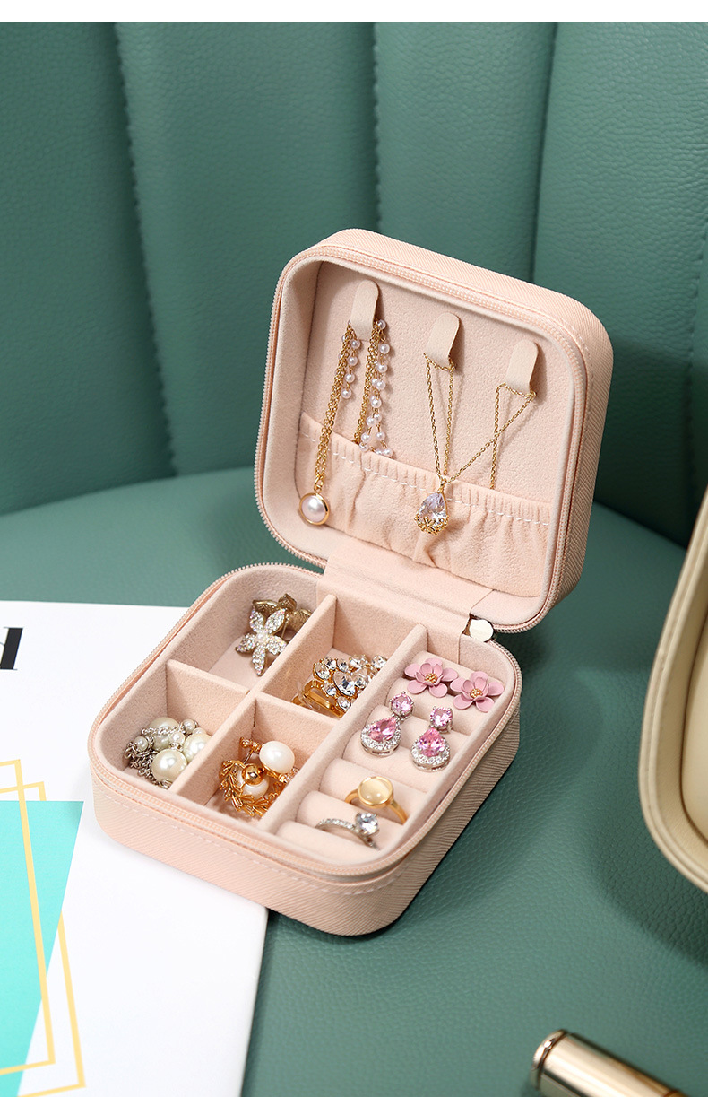 ODM Blue Velvet Jewelry Gift Boxes Bulk Storage for Earring Bracelet Necklace Ring 10x10