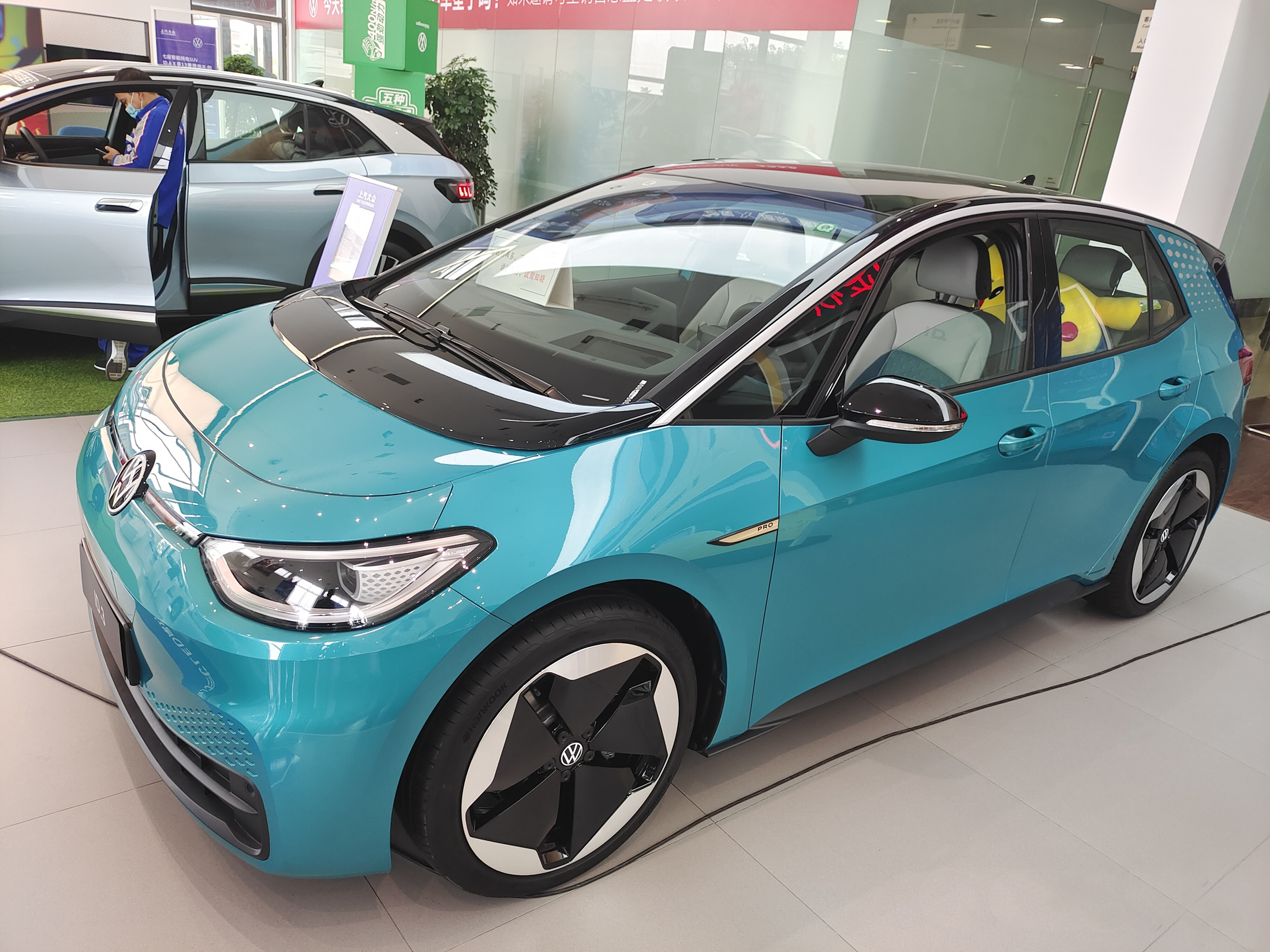 2023 VW ID3 CROZZ Pure Electric Vehicle 170 Horsepower Electric Motor and 125kW Maximum Power