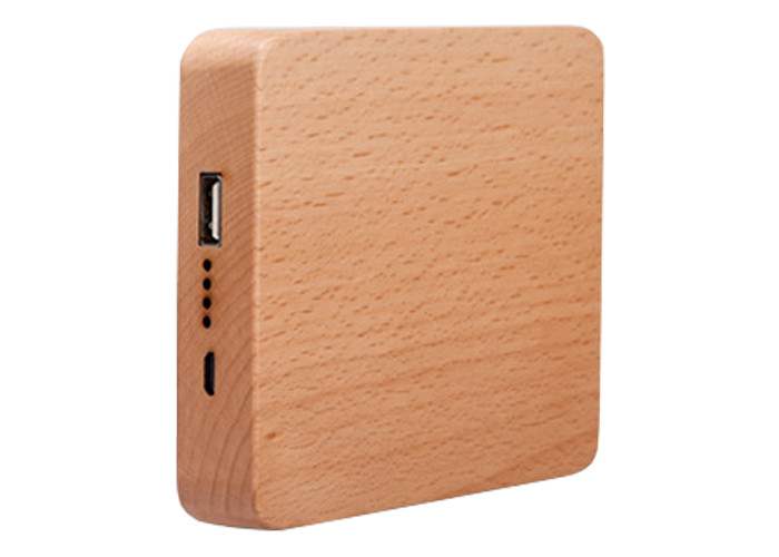 7800mAh Carved Wood Power Bank Customized Design Silk Screen Logo
