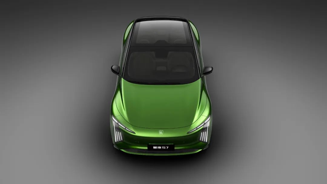 Long Range Pure Electric Dongfeng Forthings Xinghai S7 Sedan with Automatic Gearbox and 50khw-70khw Battery Capacity