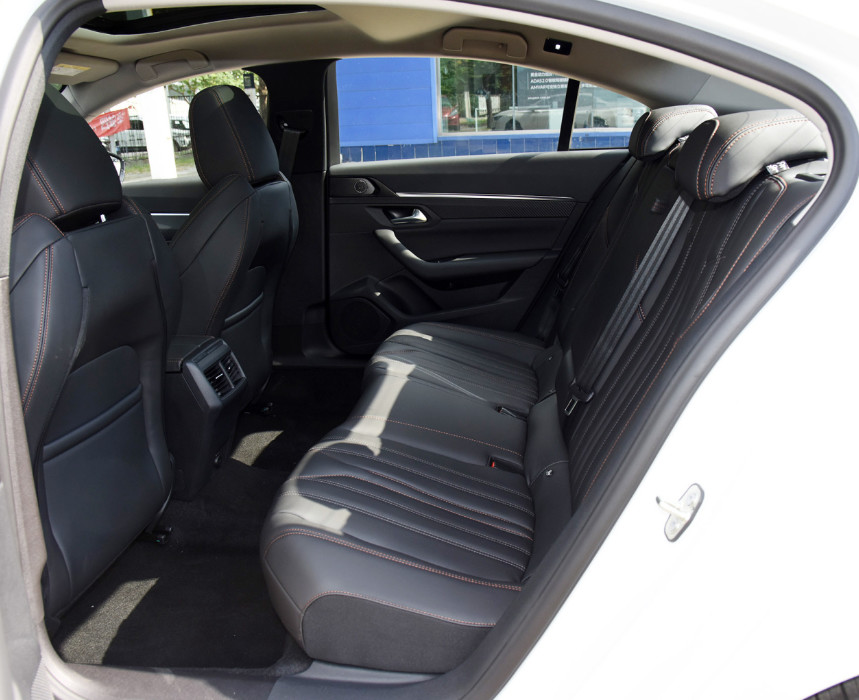 Peugeot 2022 Model 508L 400THP PureTech Driving Version 5 Seats Sedan