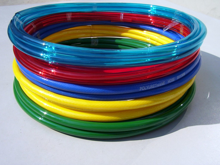 Red Polyurethane Coupling PU Hose 1.15-1.25g/Cm3 Density Chemic Erode Resistant
