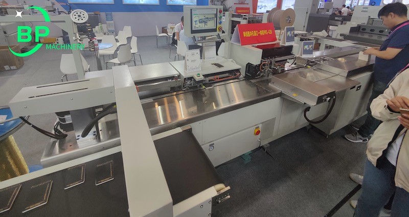 China notebook spiral binding machine with coil lock function and paper punching 
