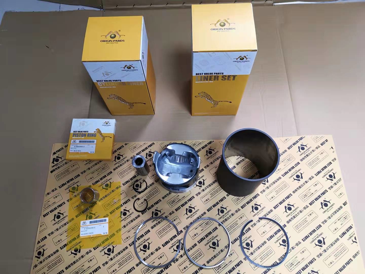 5878163170 Liner Set For ISUZU 4HG1 With Turbocharger Engine Parts Enhance Piston