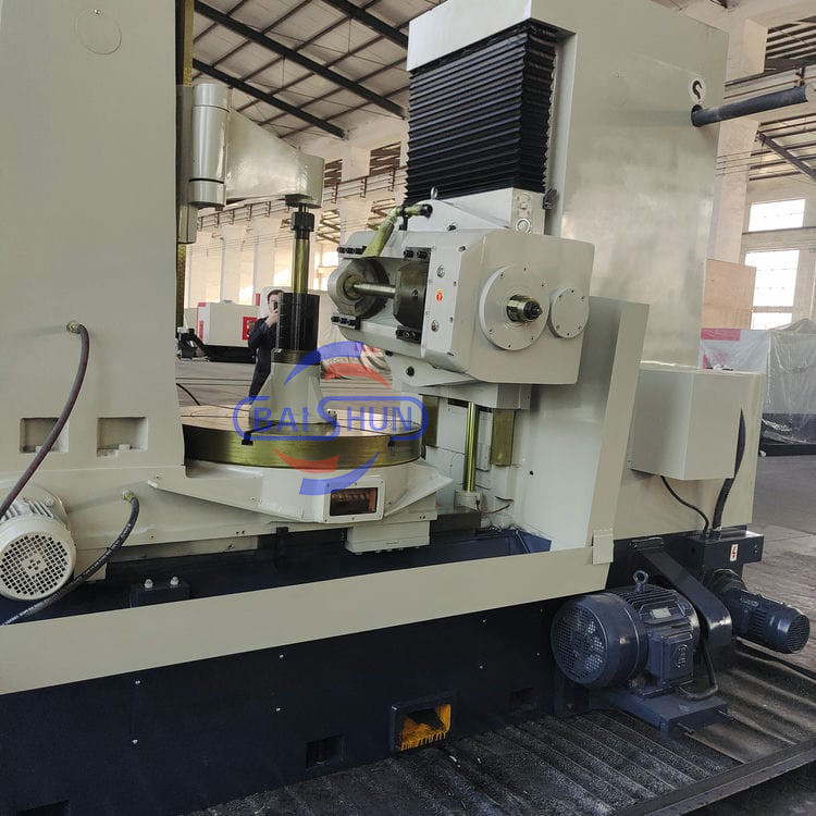 Worm Gears Sprockets Y31125 Gear Hobbing Machine 2200mm Hobbing Machines