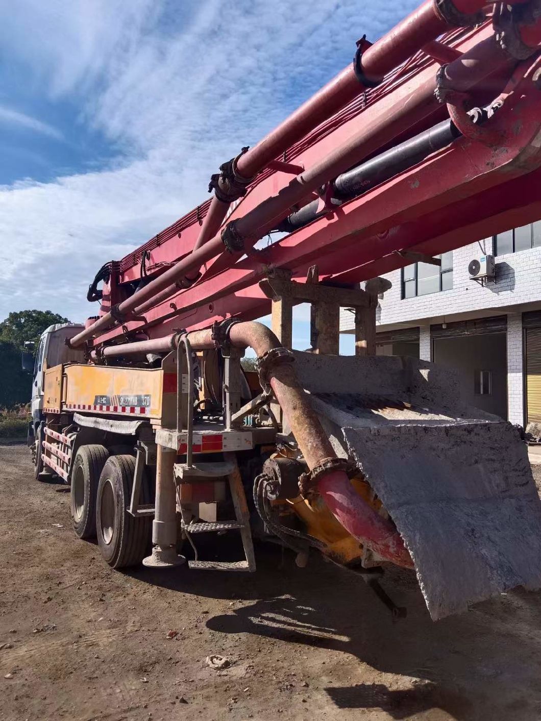 Cheap Used Truck Mounted Pump Concrete Boom Pump Factory Delivery