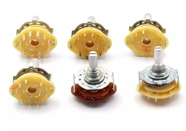 4 Pole 5 Position Rotary Switch RS25-1-12 Shaft 500V 50-60Hz 1minute Rotary Voltage Selector Switch