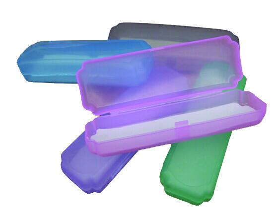 Quality transparent plastic spectacle cases with light weight for sale