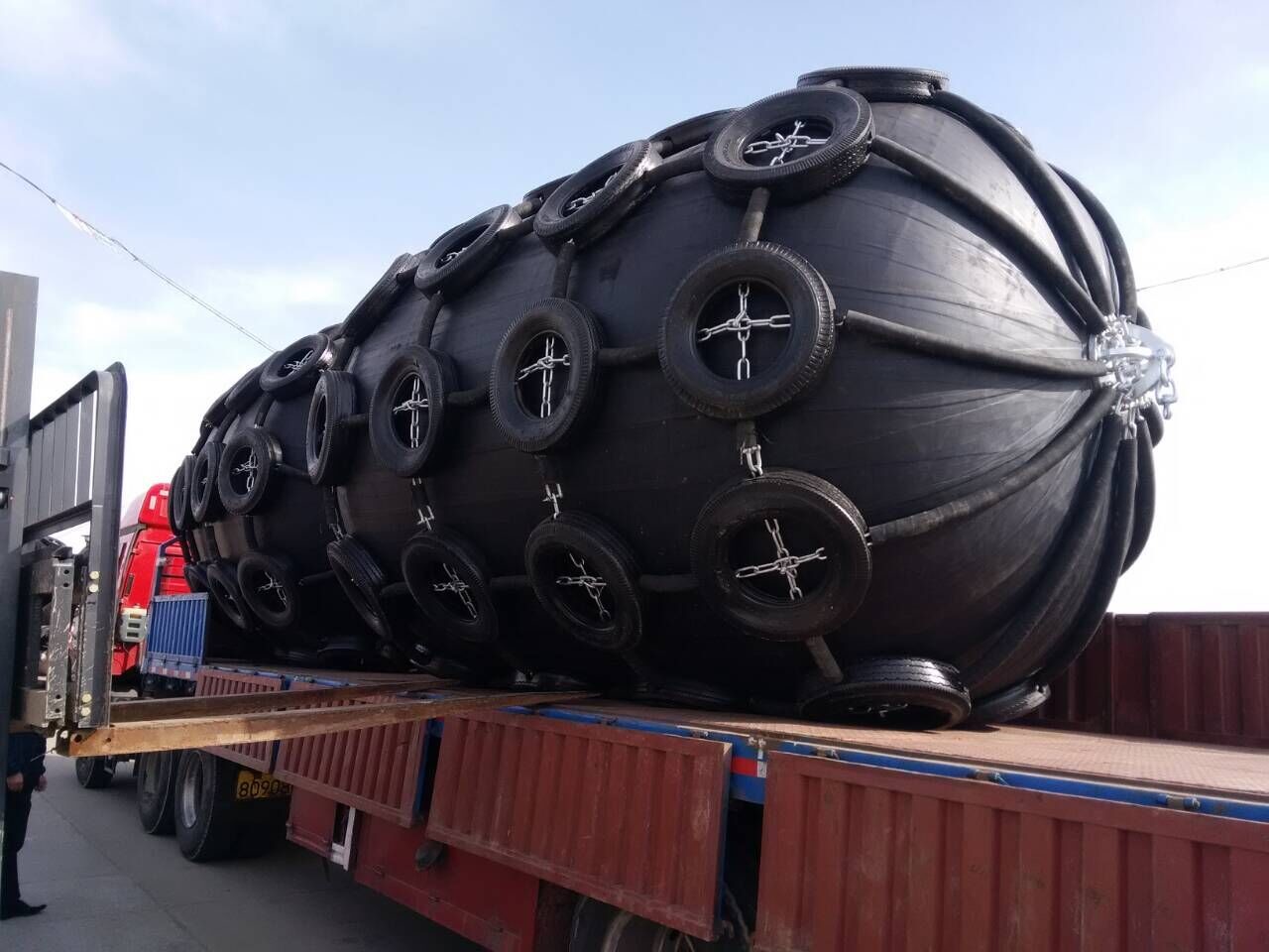 50KPA/80KPA Marine Rubber Fender ISO Yokohama Fenders