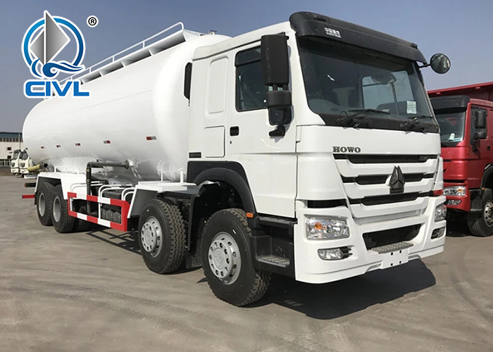8x4 30CBM Dry Bulk Cement Powder Tank Liquid Tanker Truck Manual Transmission