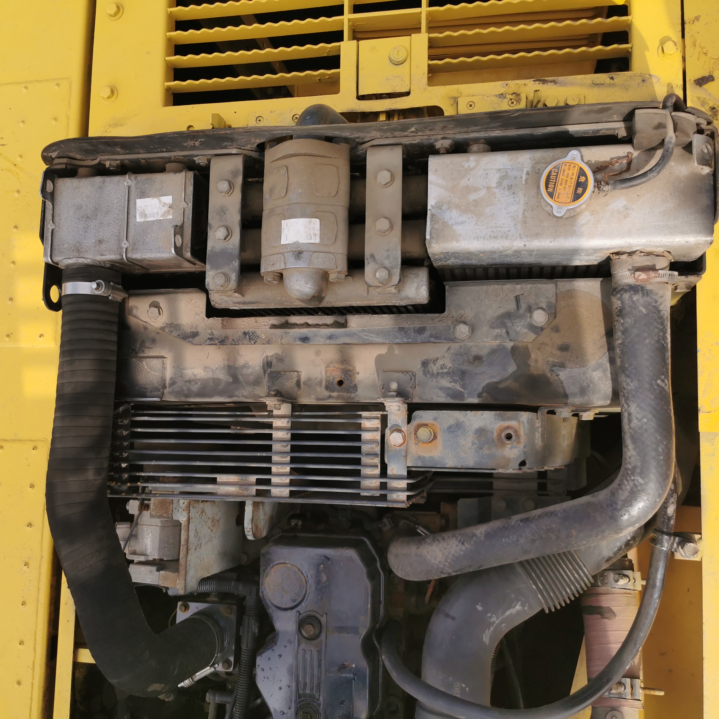 Cummins Engine Komatsu PC220-8 Excavator 23TON Operating Weight and Good Condition