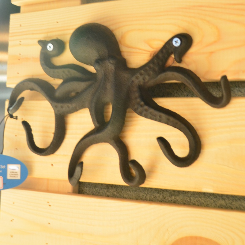 Wall Mounted Creative Octopus Cast Iron Hat Hooks