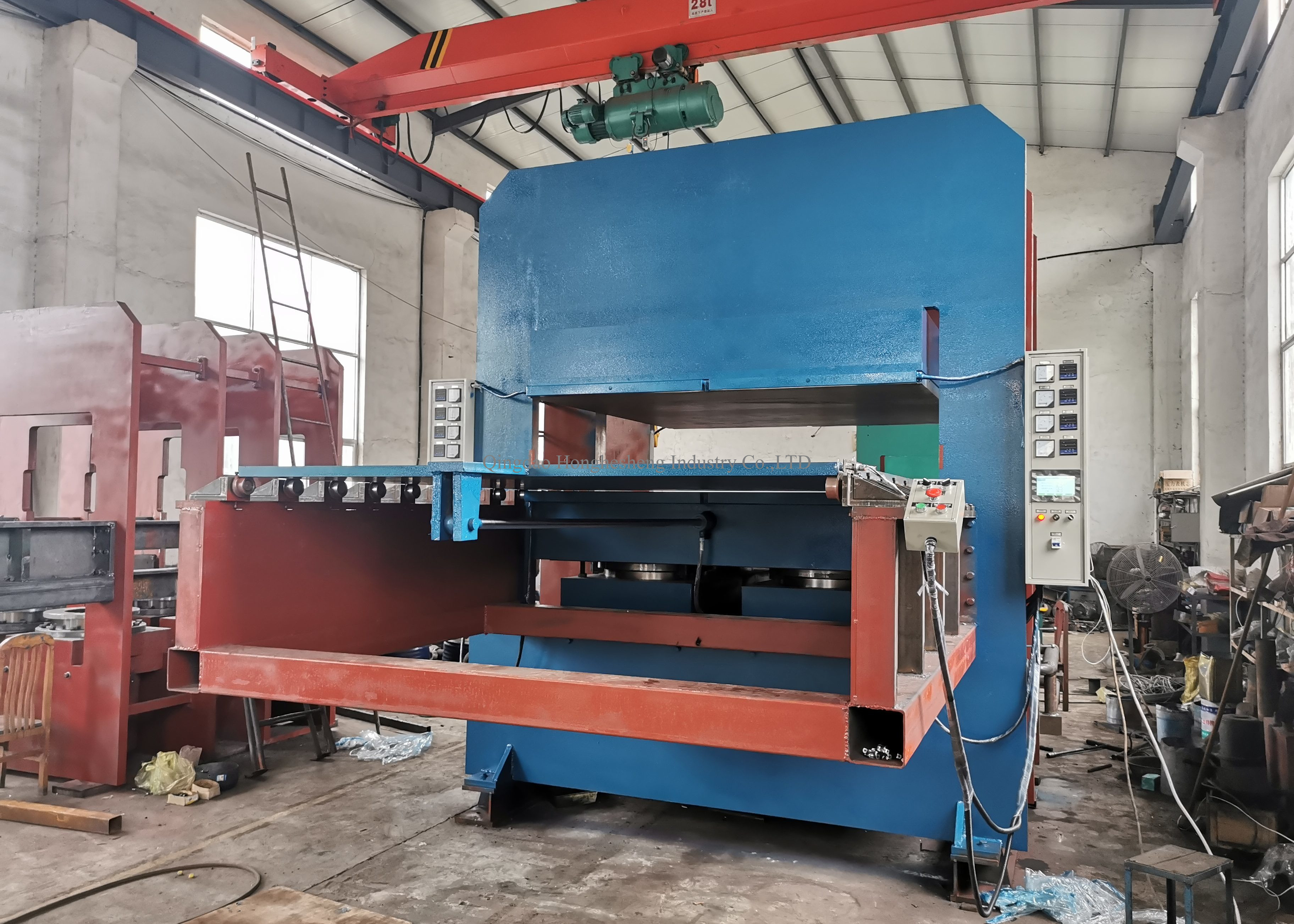 New design frame type vulcanizing press for curing rubber product with high quality in factory price