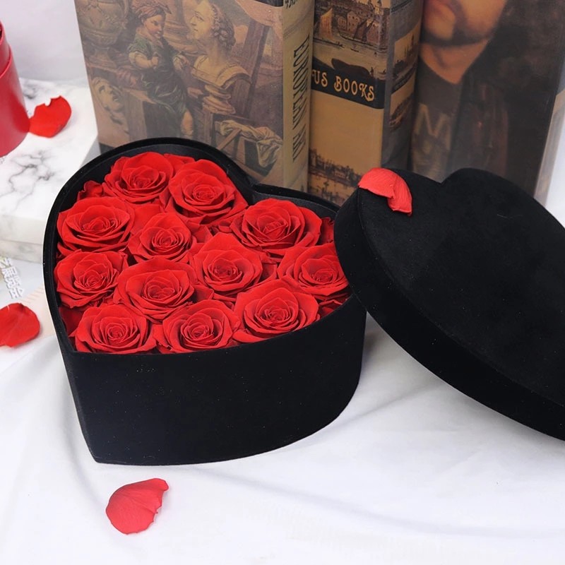 Wholesale Price Velvet Flower Boxes Preserved Roses Heartshape Box Flower Valentine's Day
