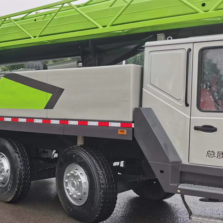 Mobile Truck Crane 25 Ton 50 Ton 100 Ton 200 Ton 300 Ton with Max. Lifting Height