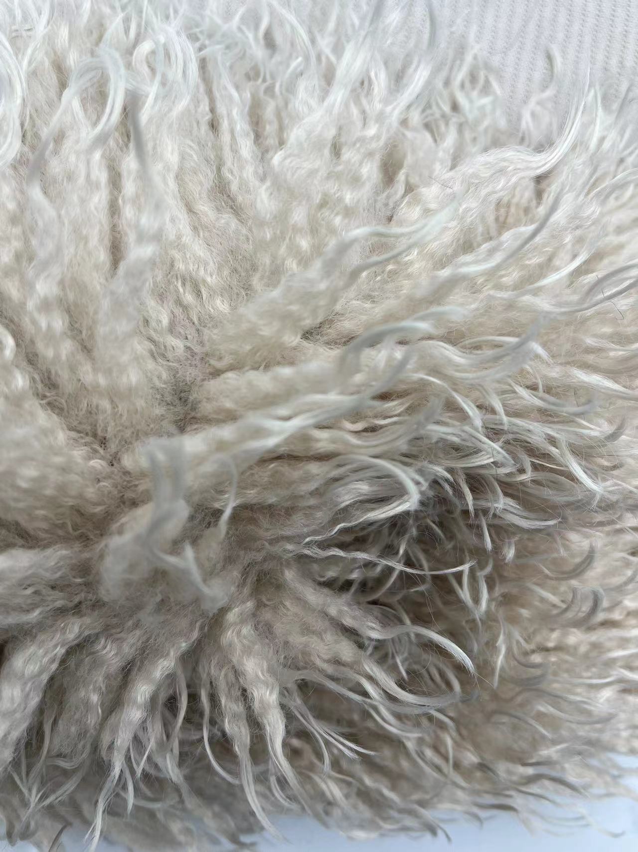 Versatile 100% Polyester Solid Color Knitted Terry Teddy Fur Velvet Fabric for Garment