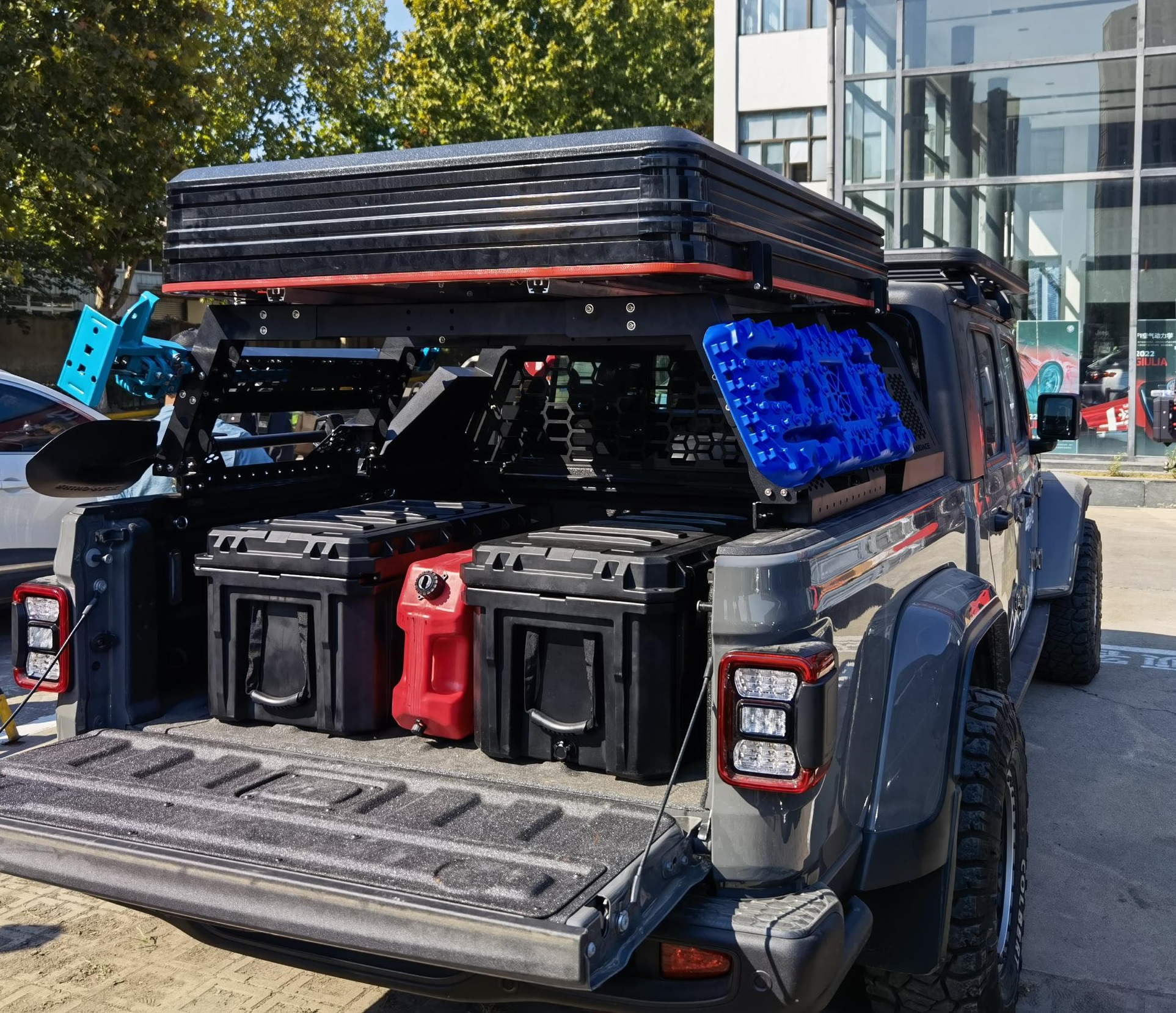 Pickup Truck Bed Rack System Customized for TOYOTA TRUCK and Made of Sturdy Aluminium