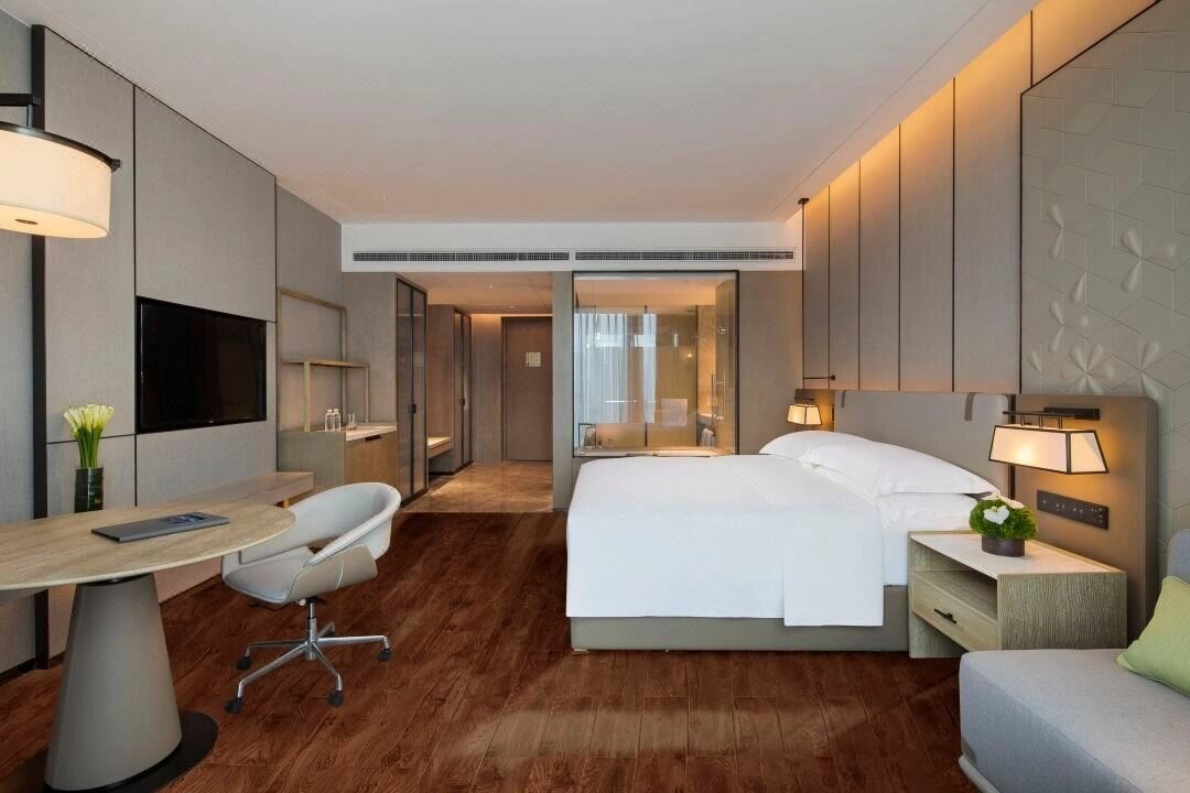Standard Plywood Hotel Guest Room Furniture Full Supply Customization