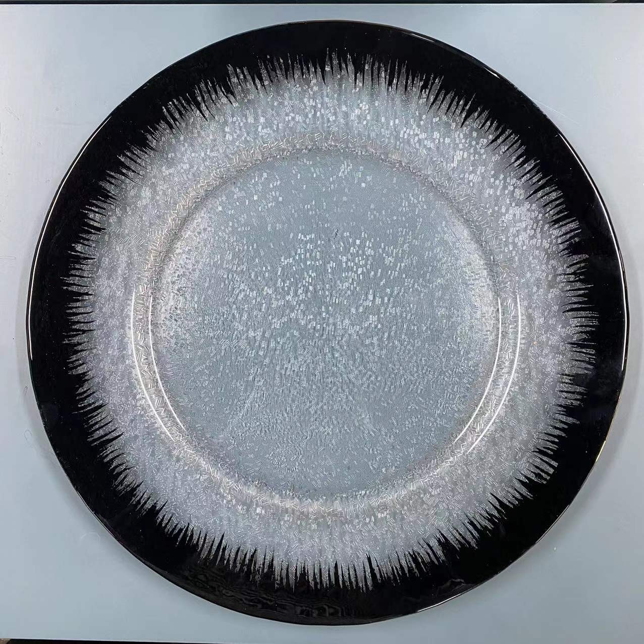 Gold Beaded Clear Acrylic Charger Plates Round Plate Gold Rim 33CM