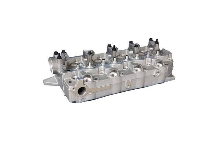MD109736 MD139564 Diesel Engine Cylinder Head for GM 4D56T D4BA D4BH 4D56 4D56TD
