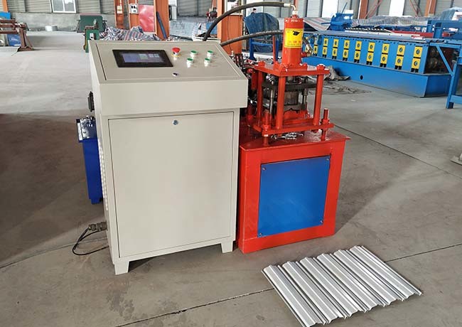 High Strength Frame Roller Shutter Door Roll Forming Machine 110mm PPGI Steel Slat Material