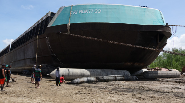 Shunhang Customized Sizes Heavy Lifting Airbag for Ship Docking