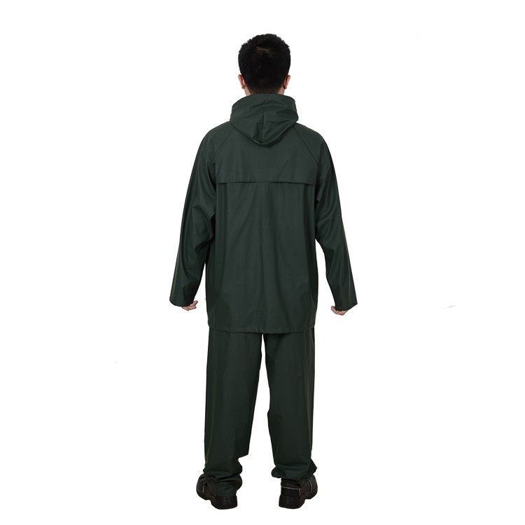 Reflective Tapes Waterproof Rain Suits with 0.45mm Thickness and Waterproof PU Material